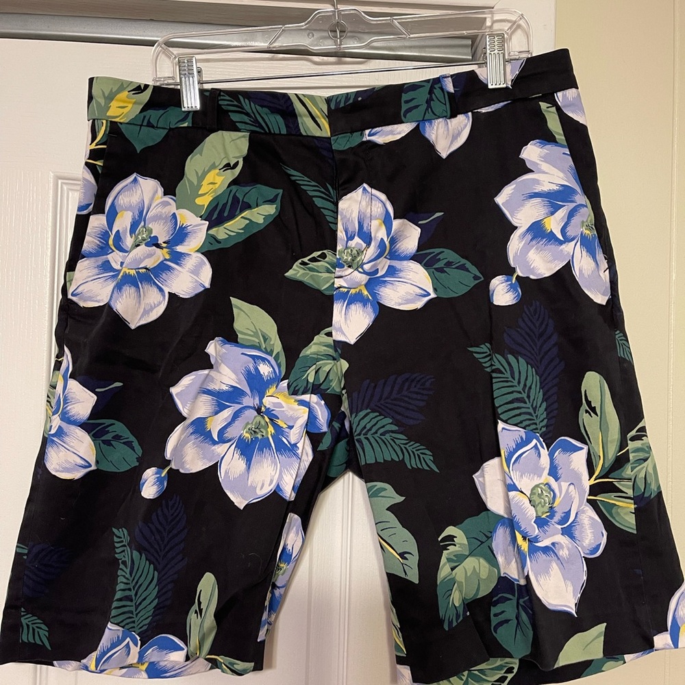 Banana Republic ~Floral Bermuda Style Shorts